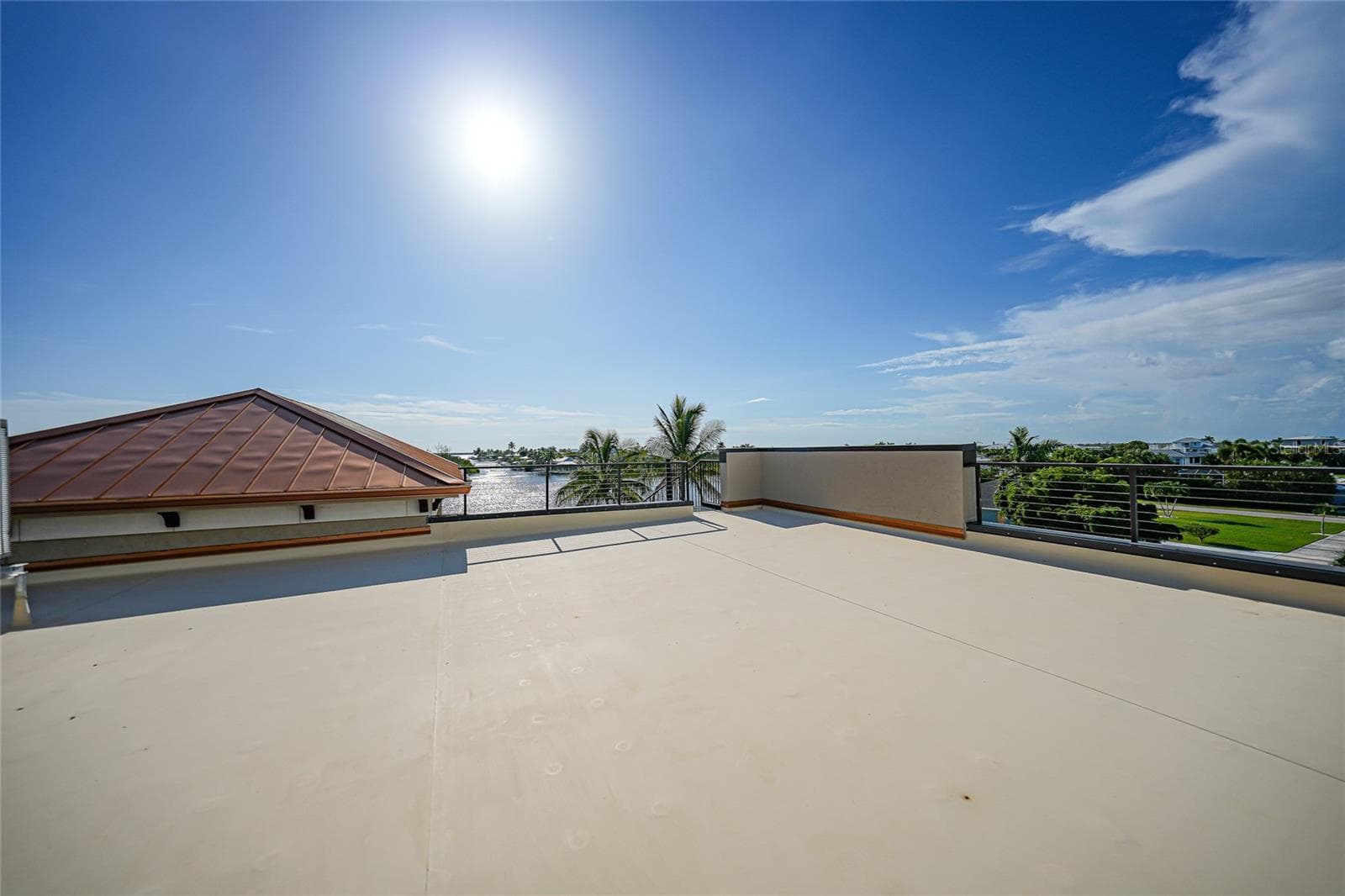 Rooftop deck - 2755 CUSSELL DR, ST JAMES CITY