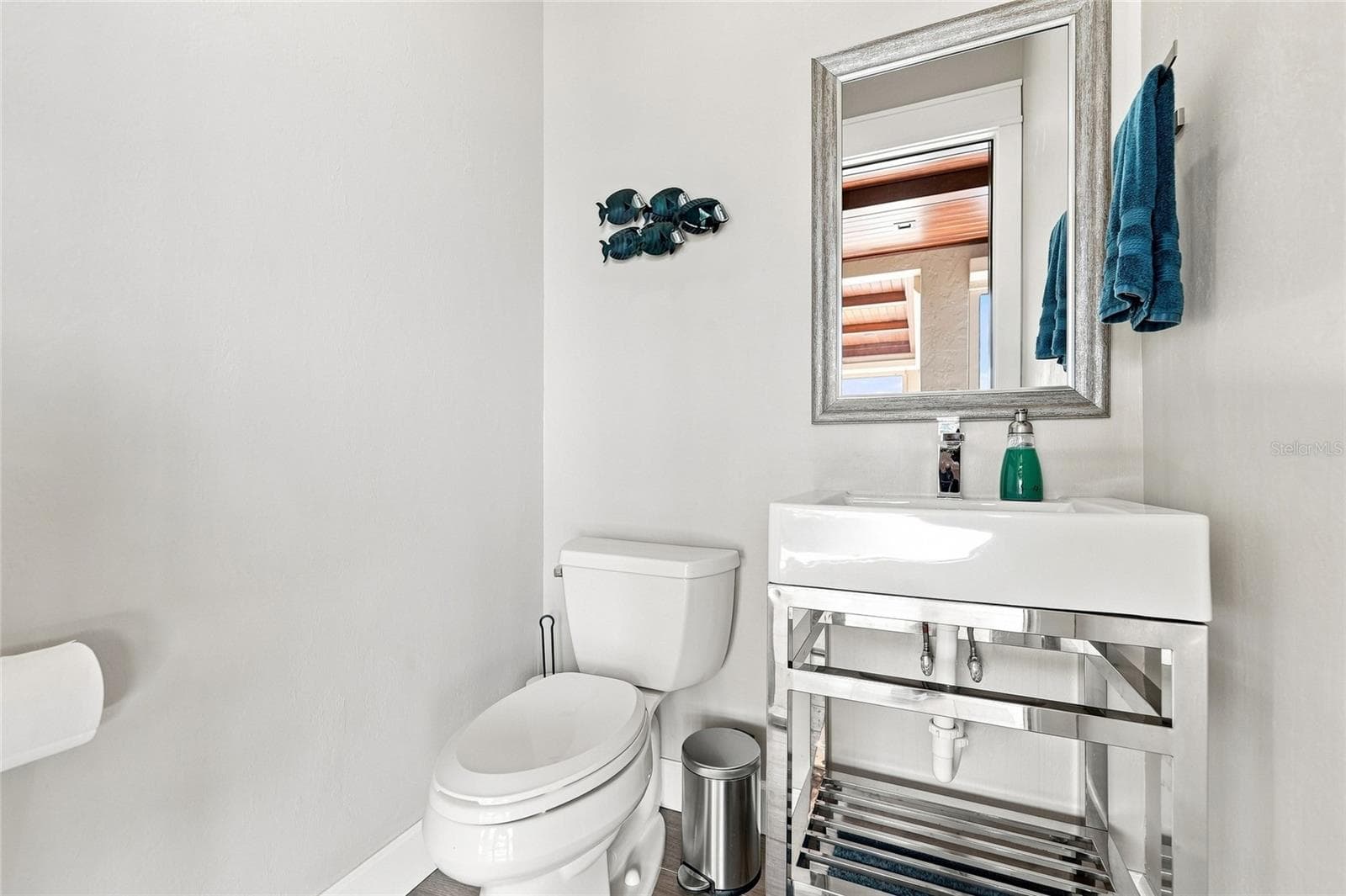 pool half bath - 2755 CUSSELL DR, ST JAMES CITY