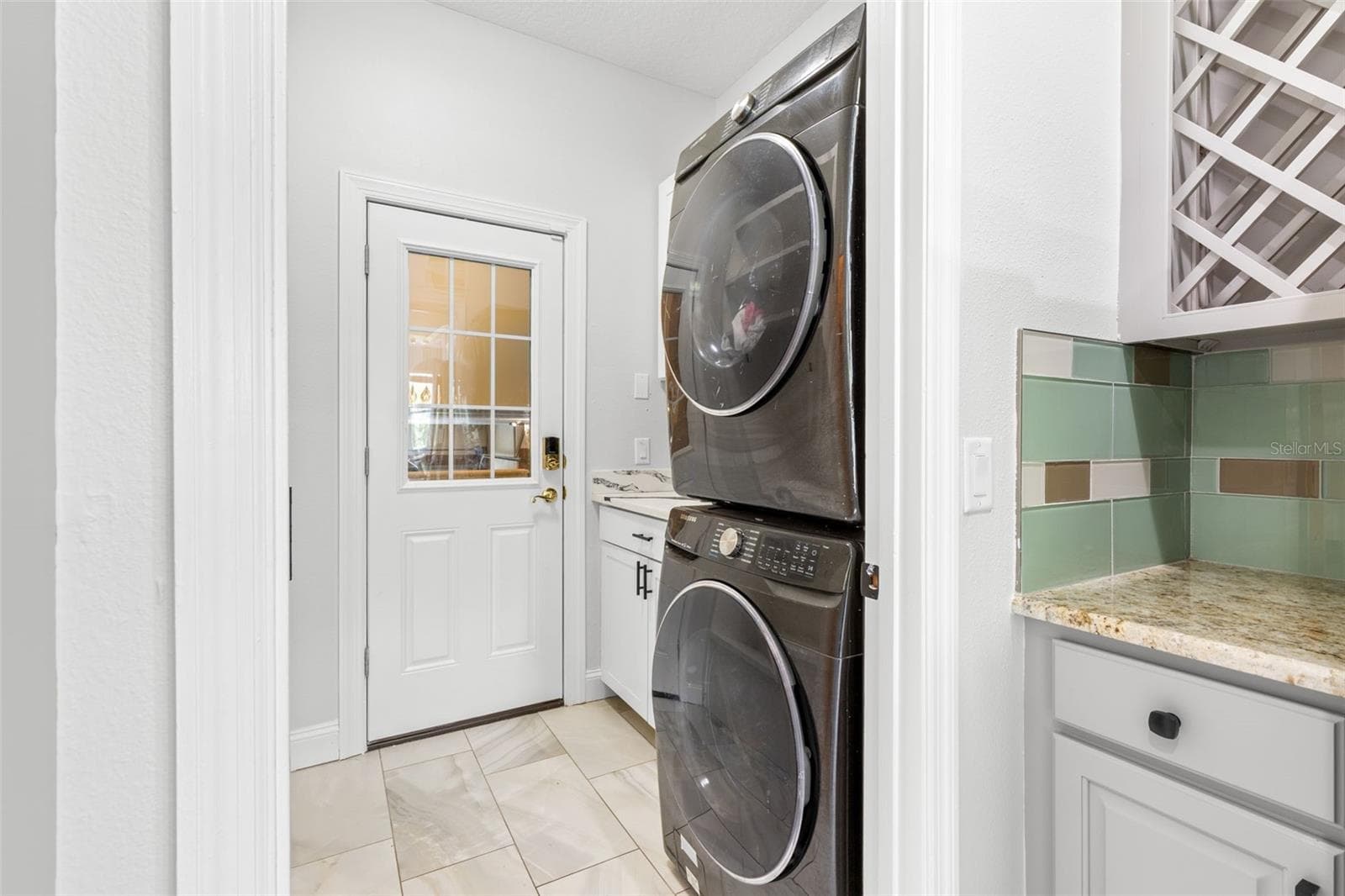 Single Family Residence at 9240 SAN MARTIN BLVD NE, ST PETERSBURG, photo 21 of 67