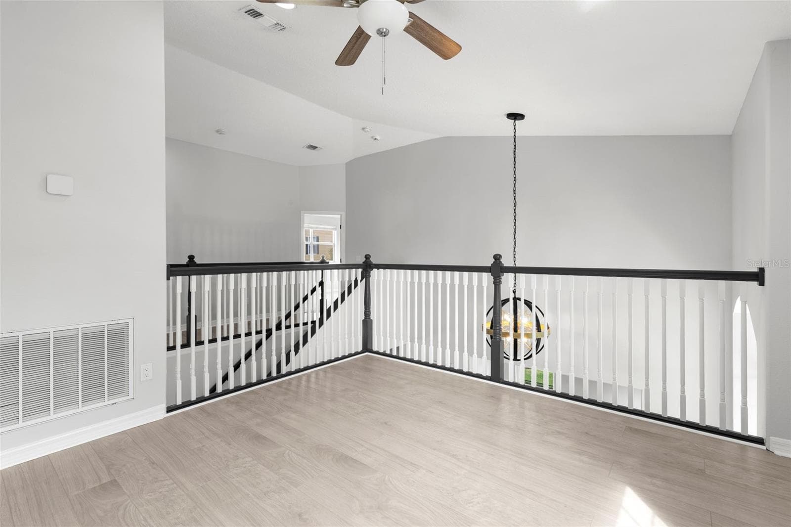Single Family Residence at 9240 SAN MARTIN BLVD NE, ST PETERSBURG, photo 27 of 67