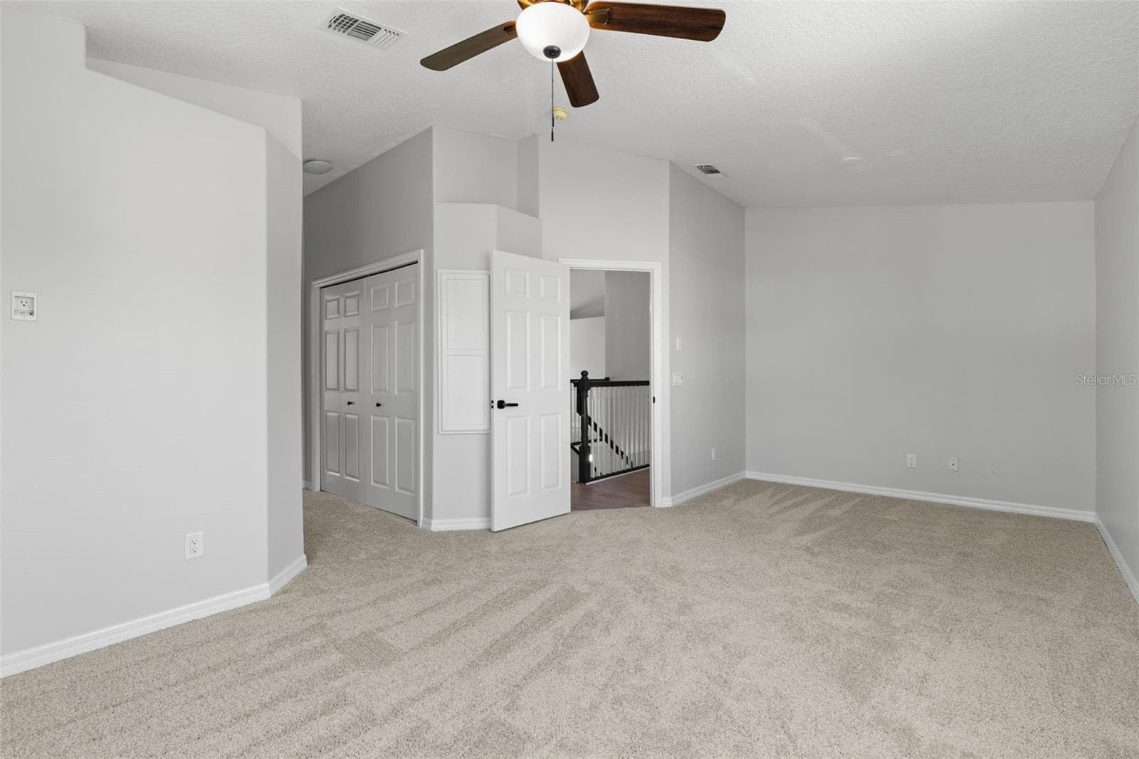 Single Family Residence at 9240 SAN MARTIN BLVD NE, ST PETERSBURG, photo 30 of 67