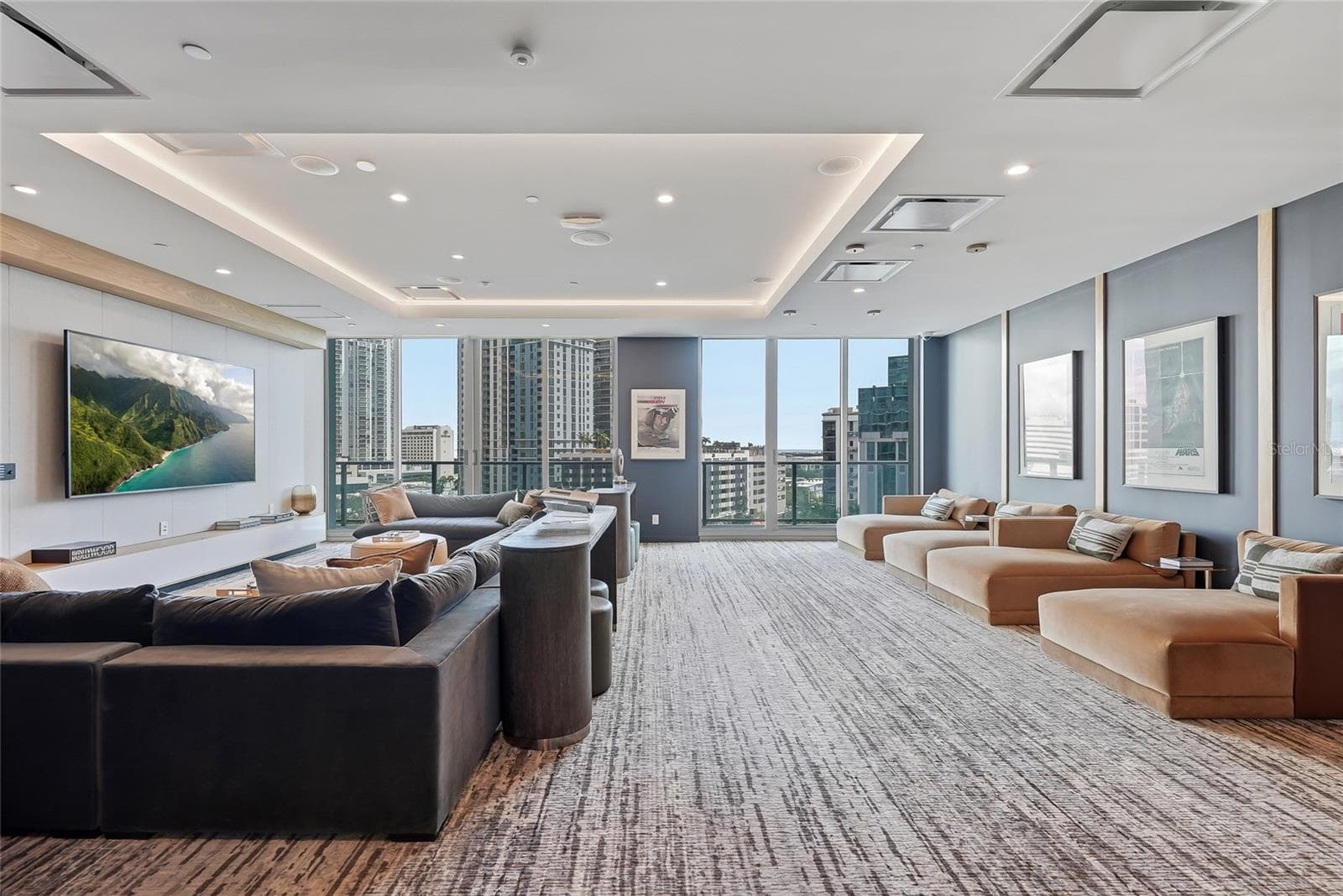 Movie theater room - 400 CENTRAL AVE #1901, ST PETERSBURG