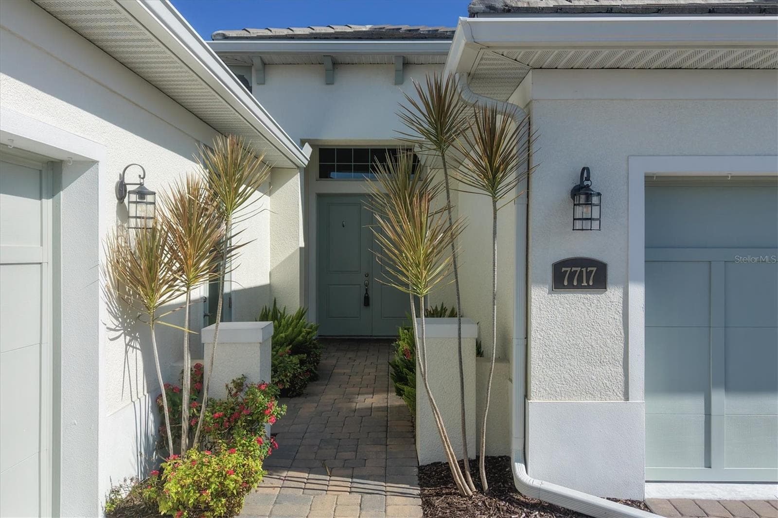 Single Family Residence at 7717 SANDHILL LAKE DR, SARASOTA, photo 7 of 65