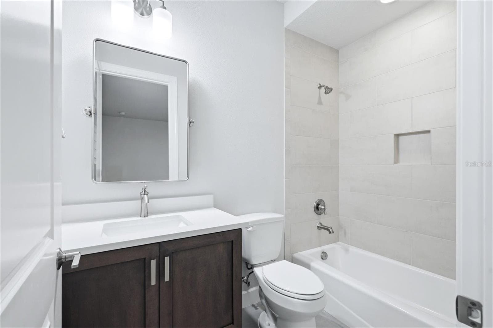 2nd Bathroom - 7717 SANDHILL LAKE DR, SARASOTA