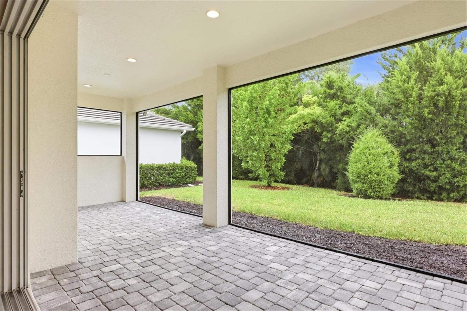 Clear View Screens - 7717 SANDHILL LAKE DR, SARASOTA