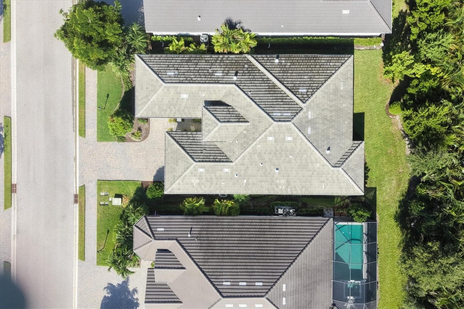 Single Family Residence at 7717 SANDHILL LAKE DR, SARASOTA, photo 50 of 65
