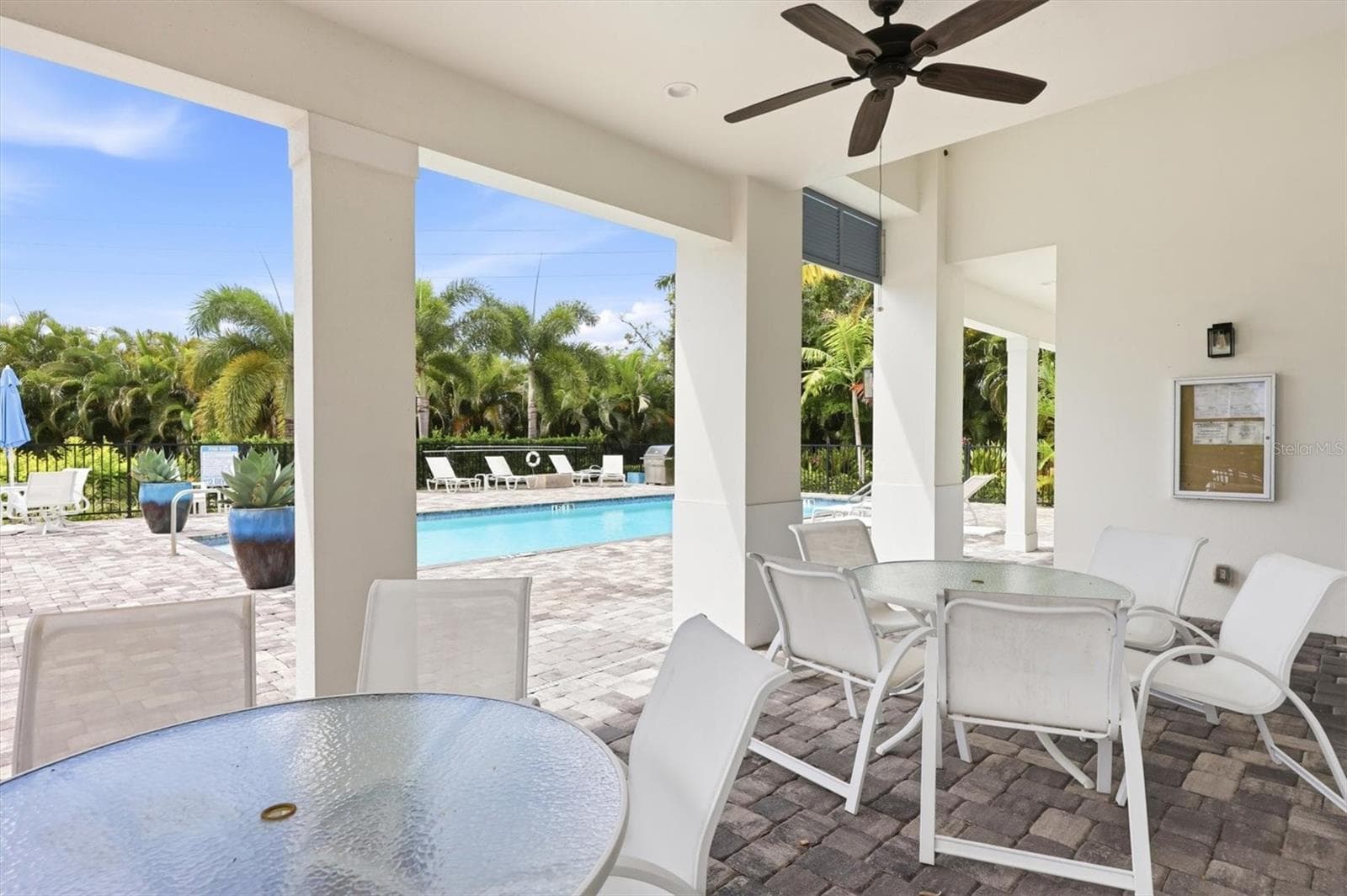 Relaxing Times! - 7717 SANDHILL LAKE DR, SARASOTA