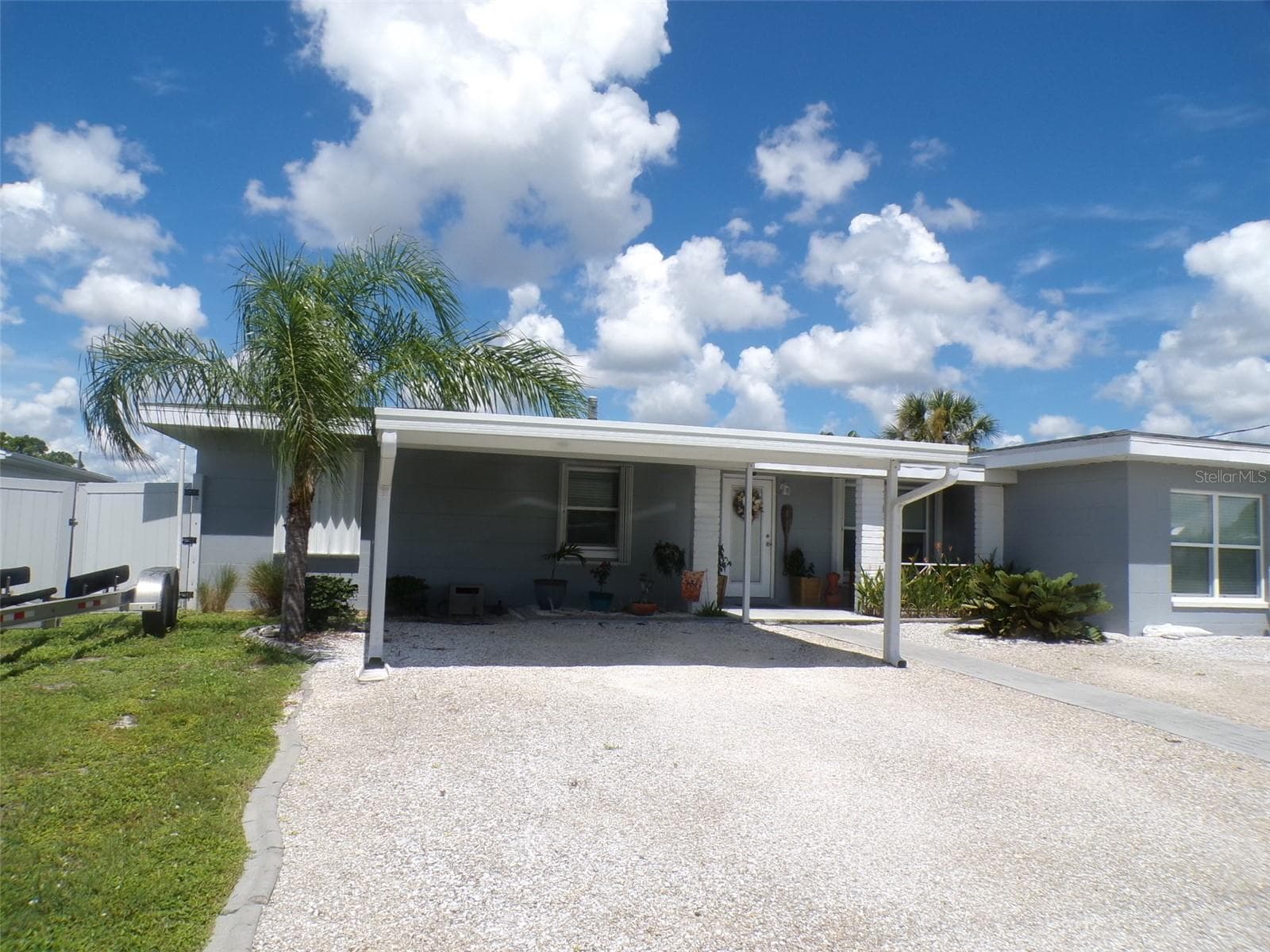 Single Family Residence at 861 CONREID DR NE, PORT CHARLOTTE, photo 3 of 47