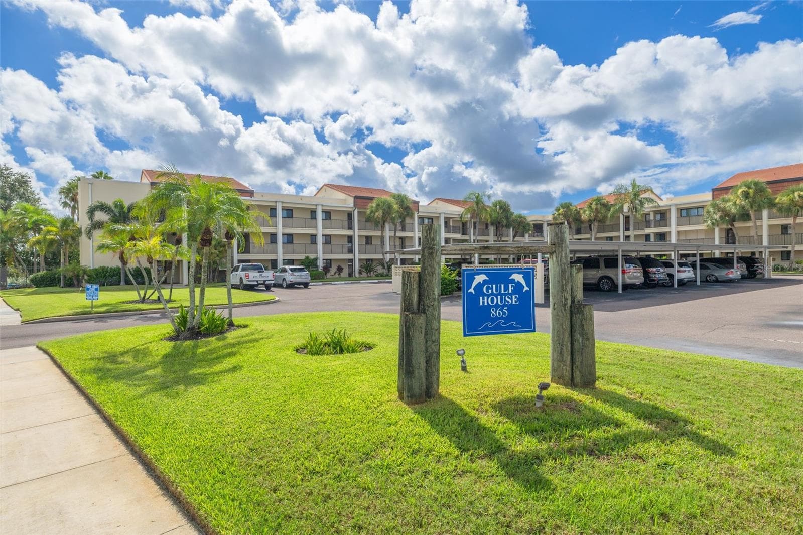 Gulf House - 865 S GULFVIEW BLVD #109, CLEARWATER BEACH