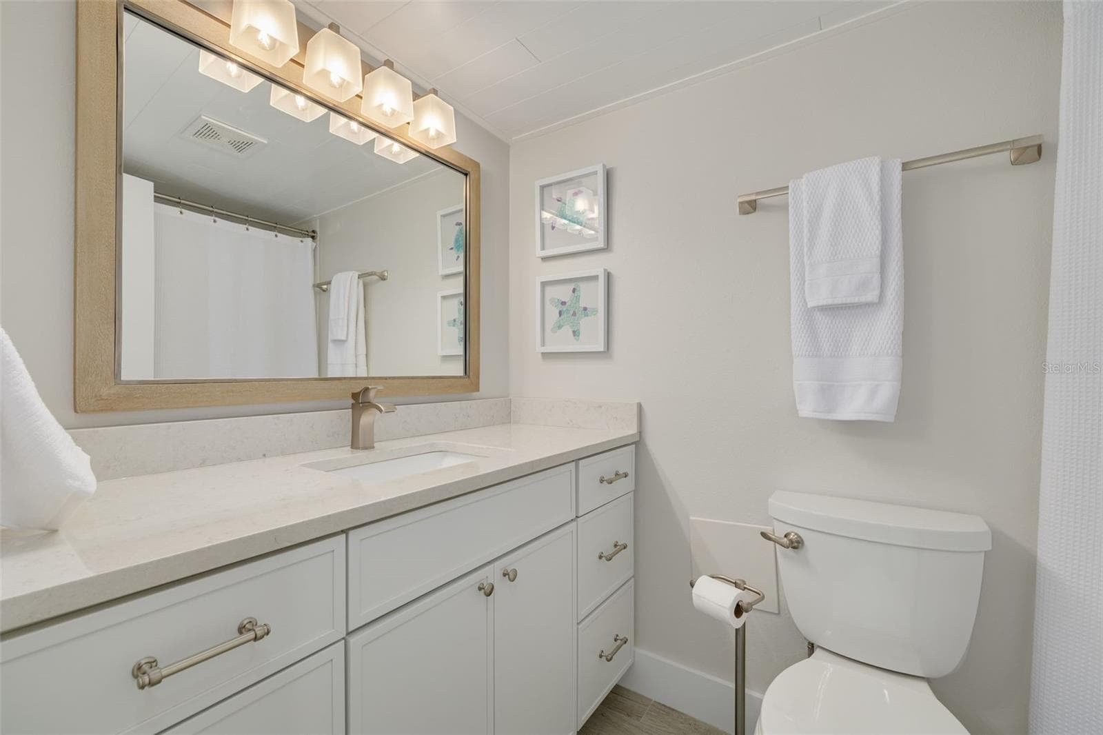 Guest Bath - 865 S GULFVIEW BLVD #109, CLEARWATER BEACH