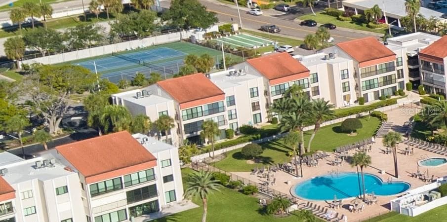 Tennis, Pickleball & Shuffleball - 865 S GULFVIEW BLVD #109, CLEARWATER BEACH