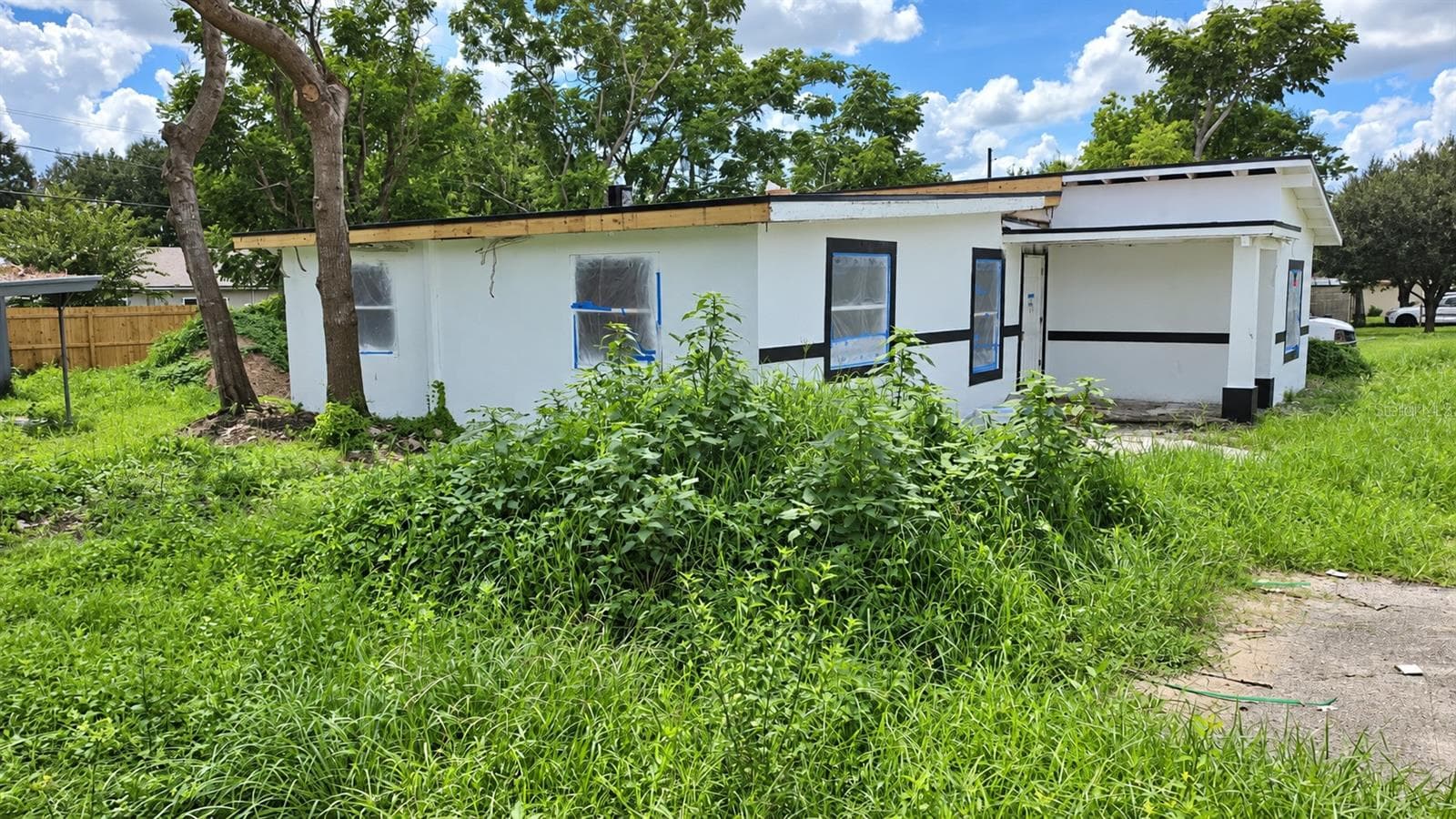 Single Family Residence at 1024 W FAIRBANKS AVE, ORLANDO, photo 2 of 11