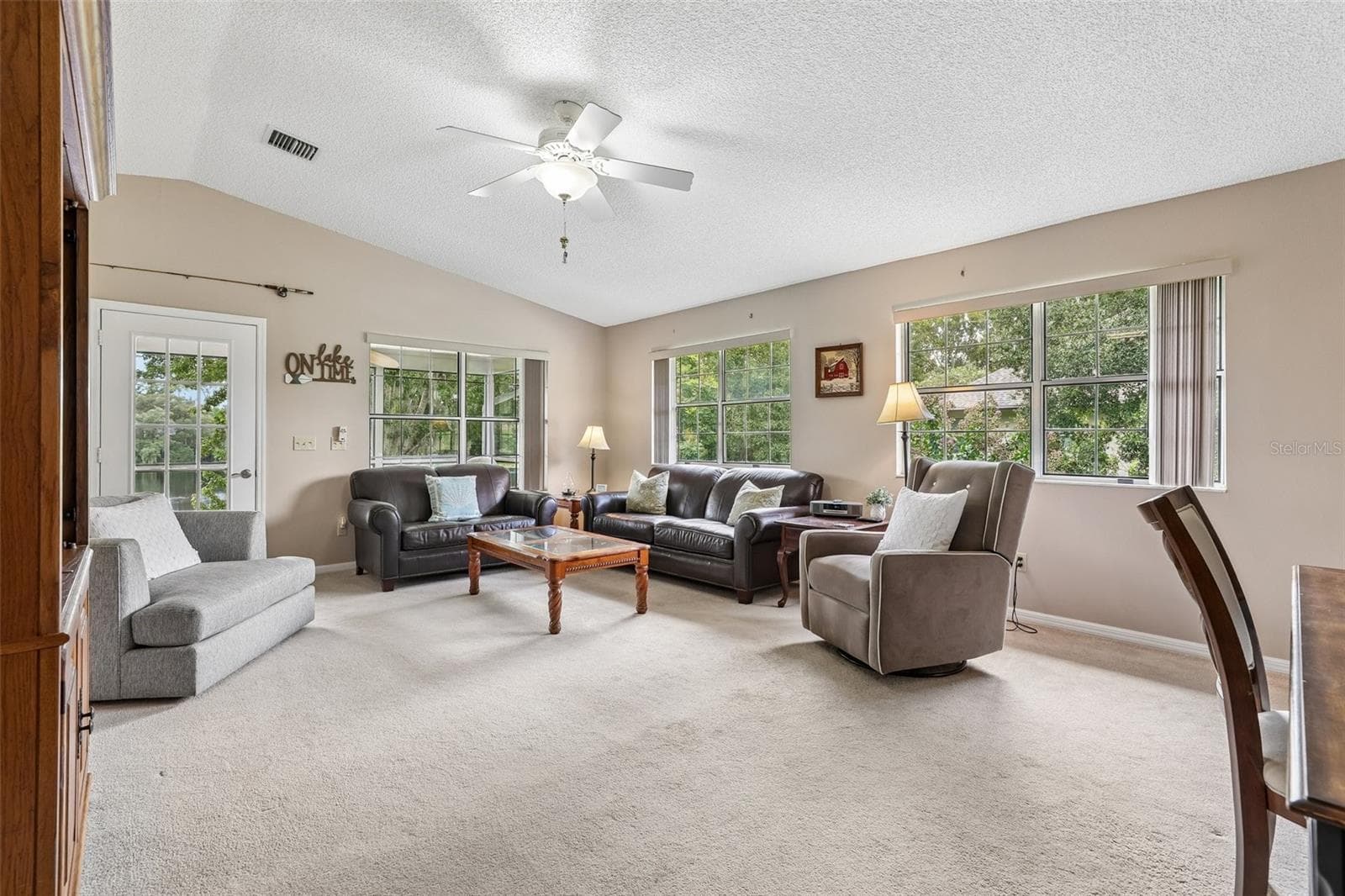 Guest home Living Room - 1460 GROVE ST, EUSTIS