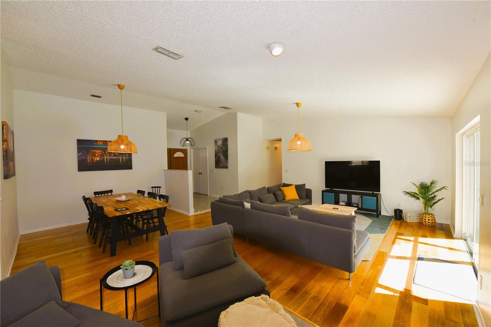 Single Family Residence at 2529 INDIGO DR, DUNEDIN, photo 15 of 75