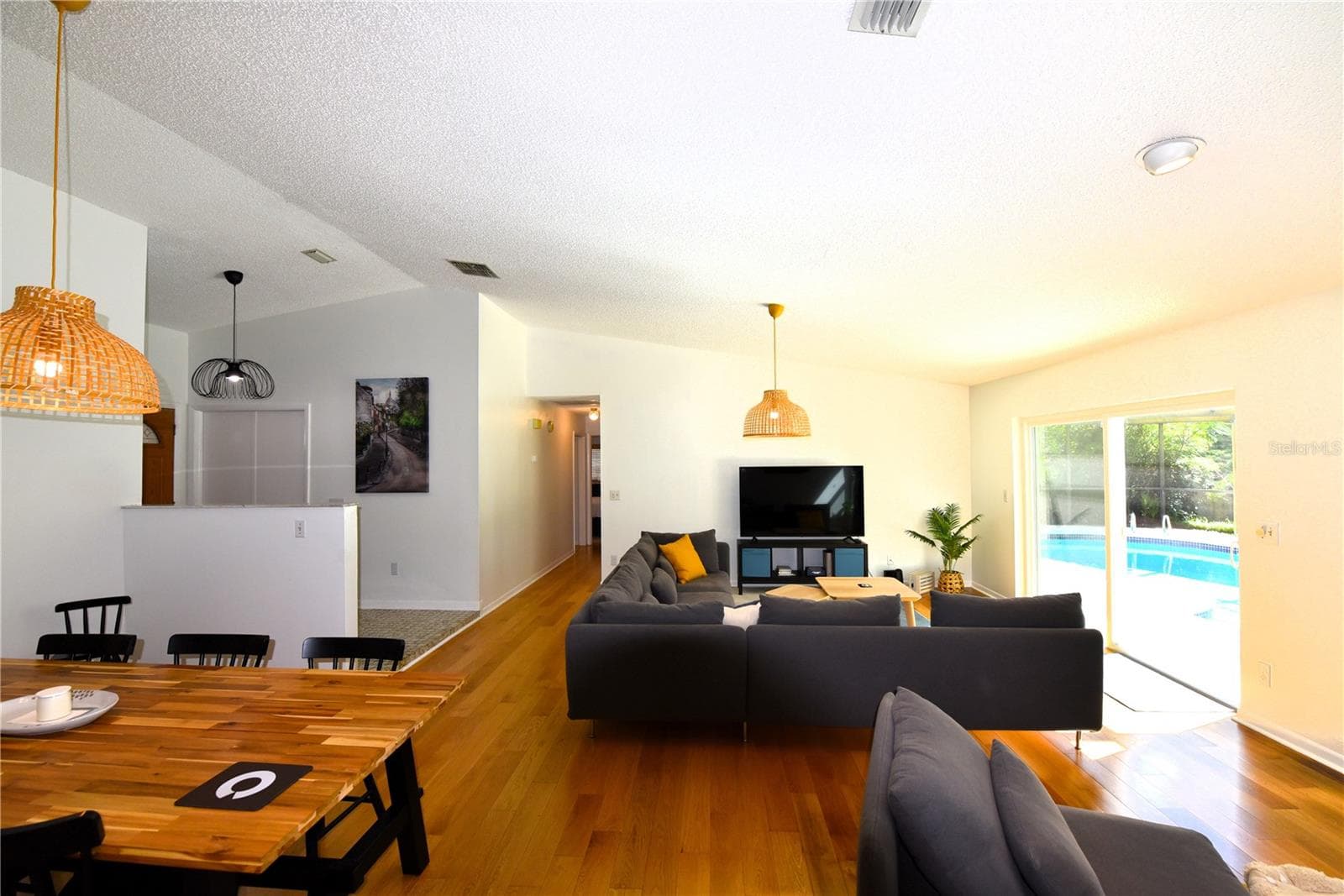 Single Family Residence at 2529 INDIGO DR, DUNEDIN, photo 26 of 75