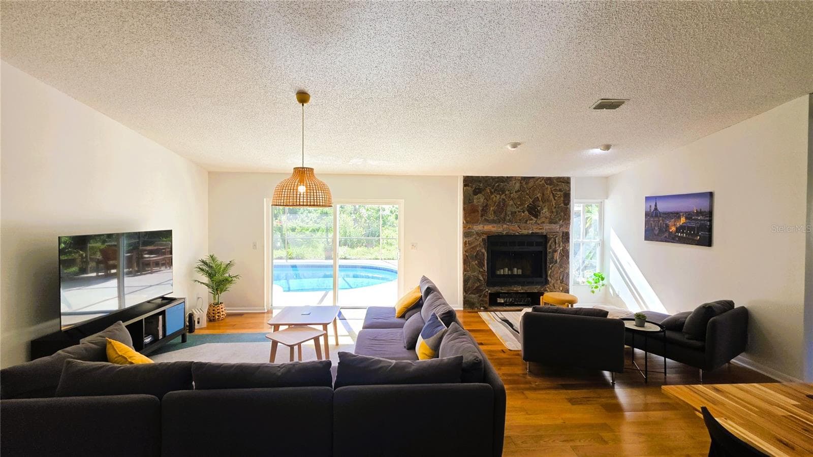 Single Family Residence at 2529 INDIGO DR, DUNEDIN, photo 21 of 75