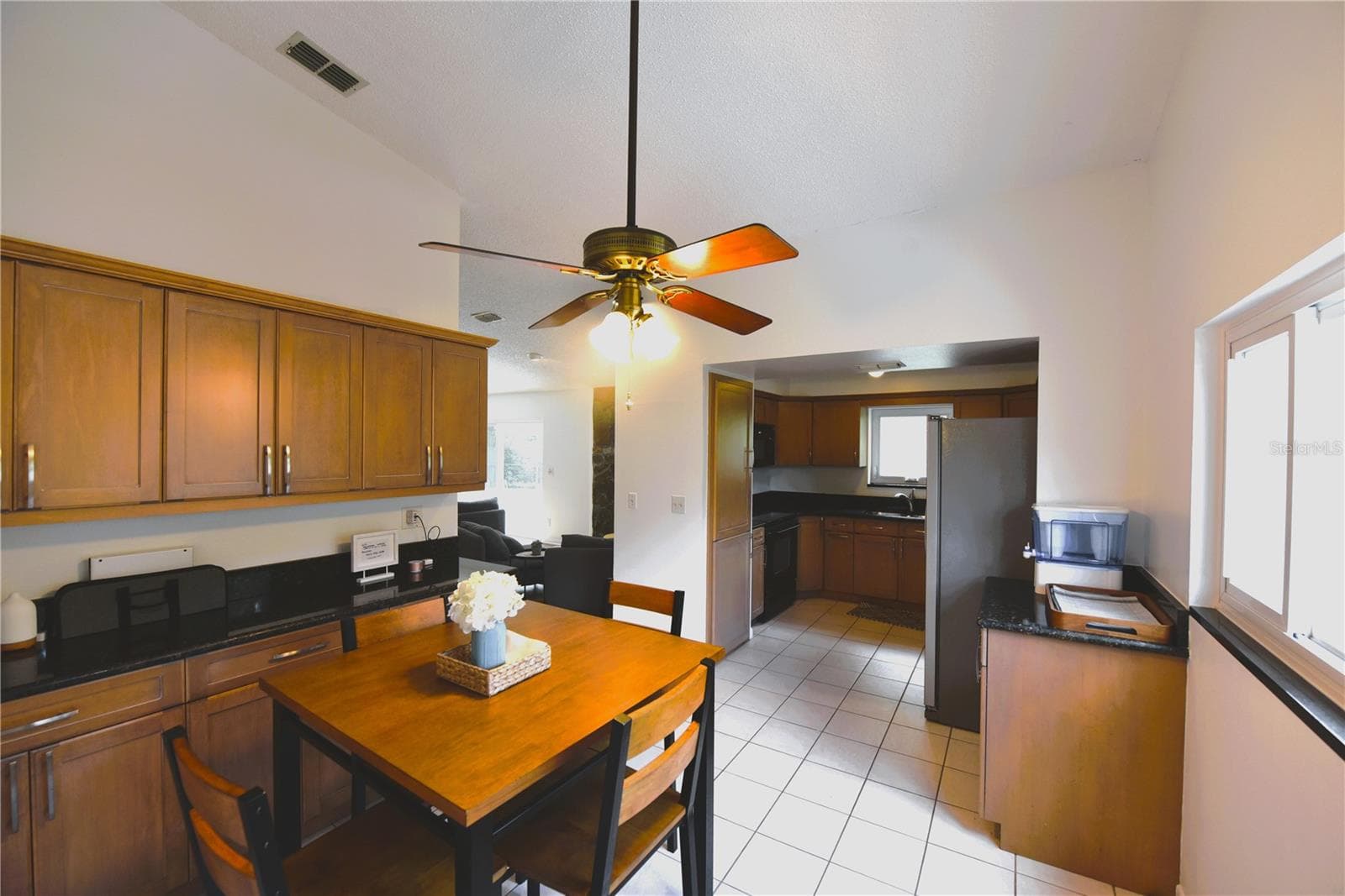 Kitchen. - 2529 INDIGO DR, DUNEDIN