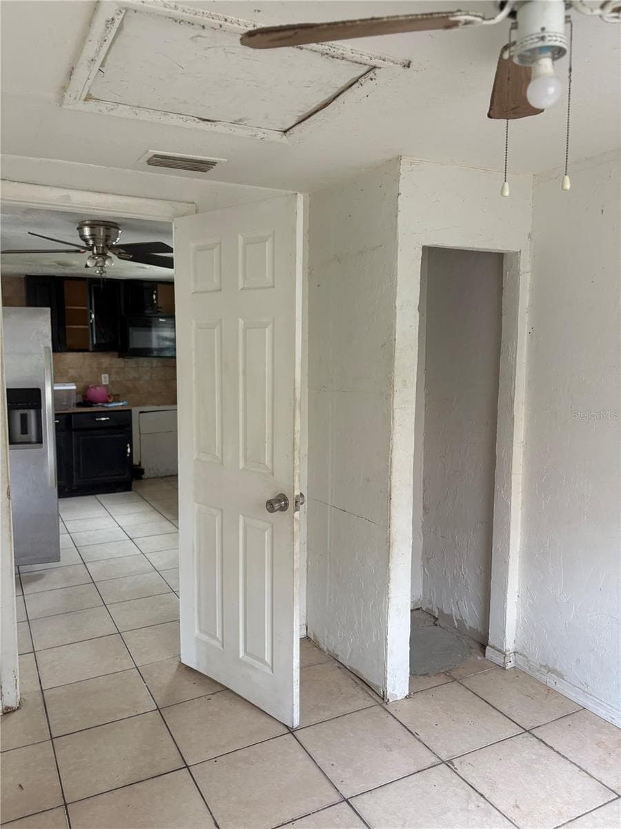 Single Family Residence at 1619 TANGELO ST, LAKE WALES, photo 6 of 26