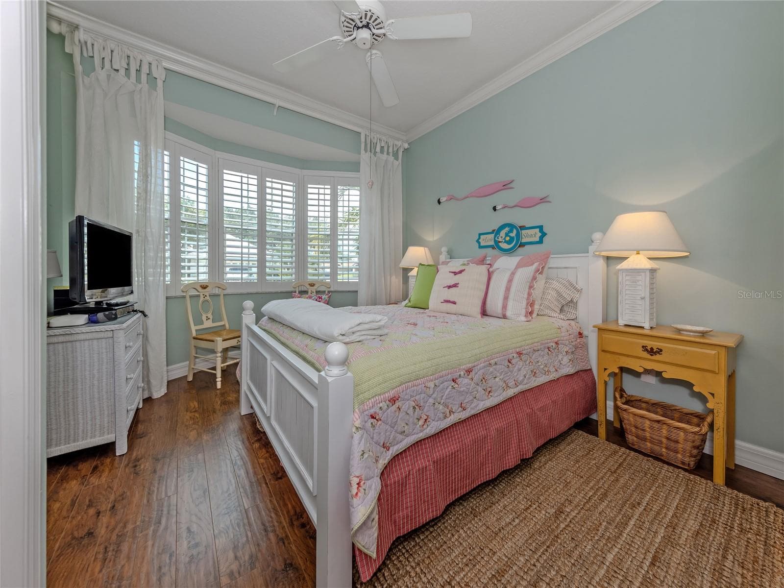 Single Family Residence at 228 VESTAVIA DR, VENICE, photo 31 of 76