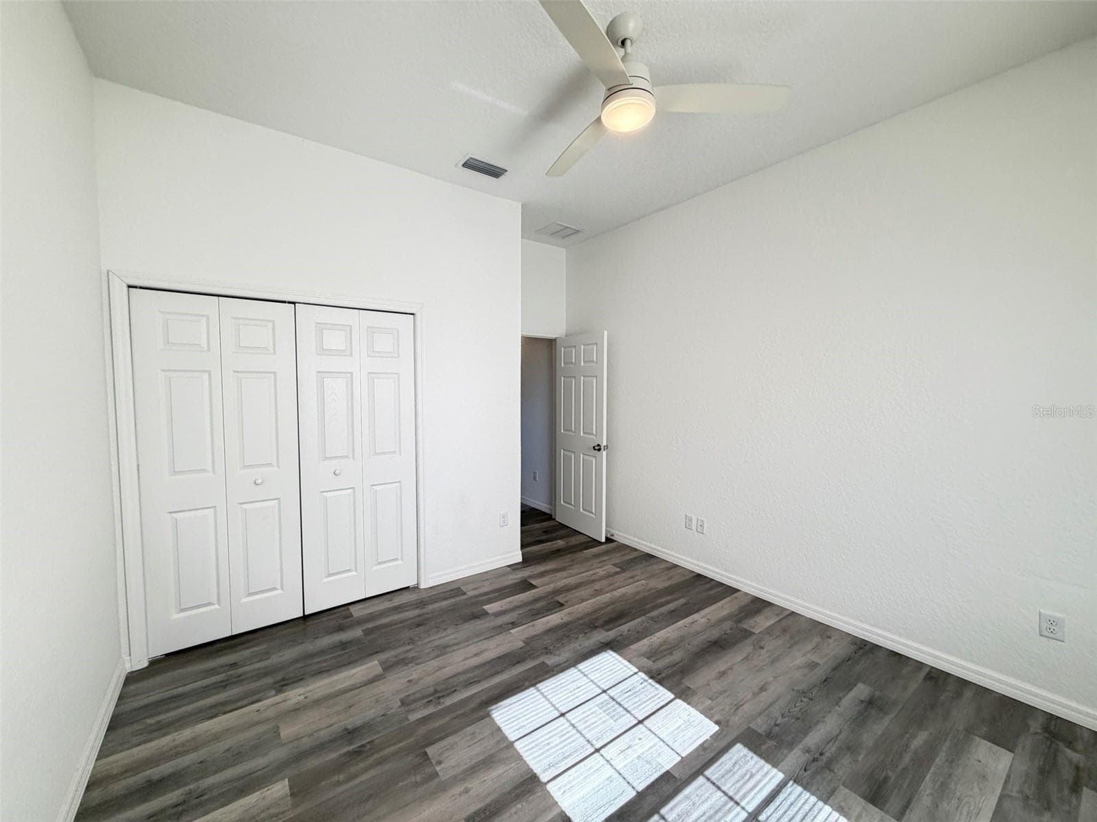 Single Family Residence at 10 LOCUST RUN CIR, OCALA, photo 12 of 22