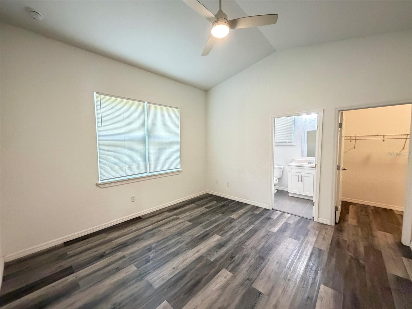 Single Family Residence at 10 LOCUST RUN CIR, OCALA, photo 15 of 22
