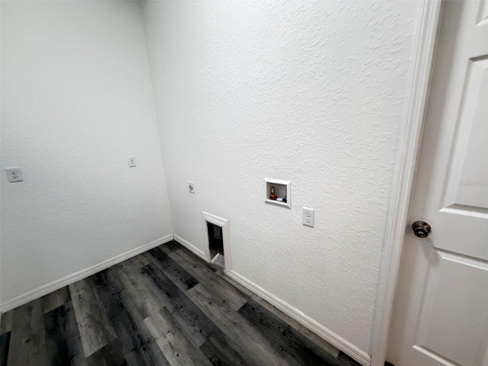 Single Family Residence at 10 LOCUST RUN CIR, OCALA, photo 16 of 22