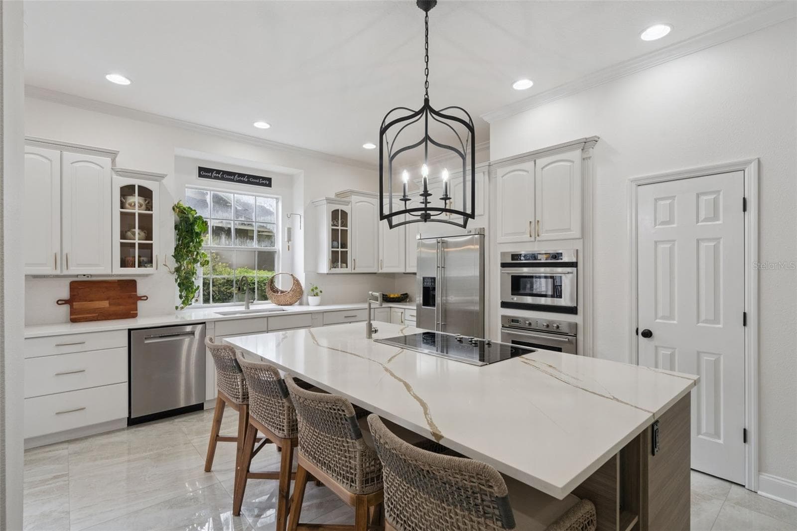 Single Family Residence at 14109 ANASTASIA LN, ORLANDO, photo 3 of 75