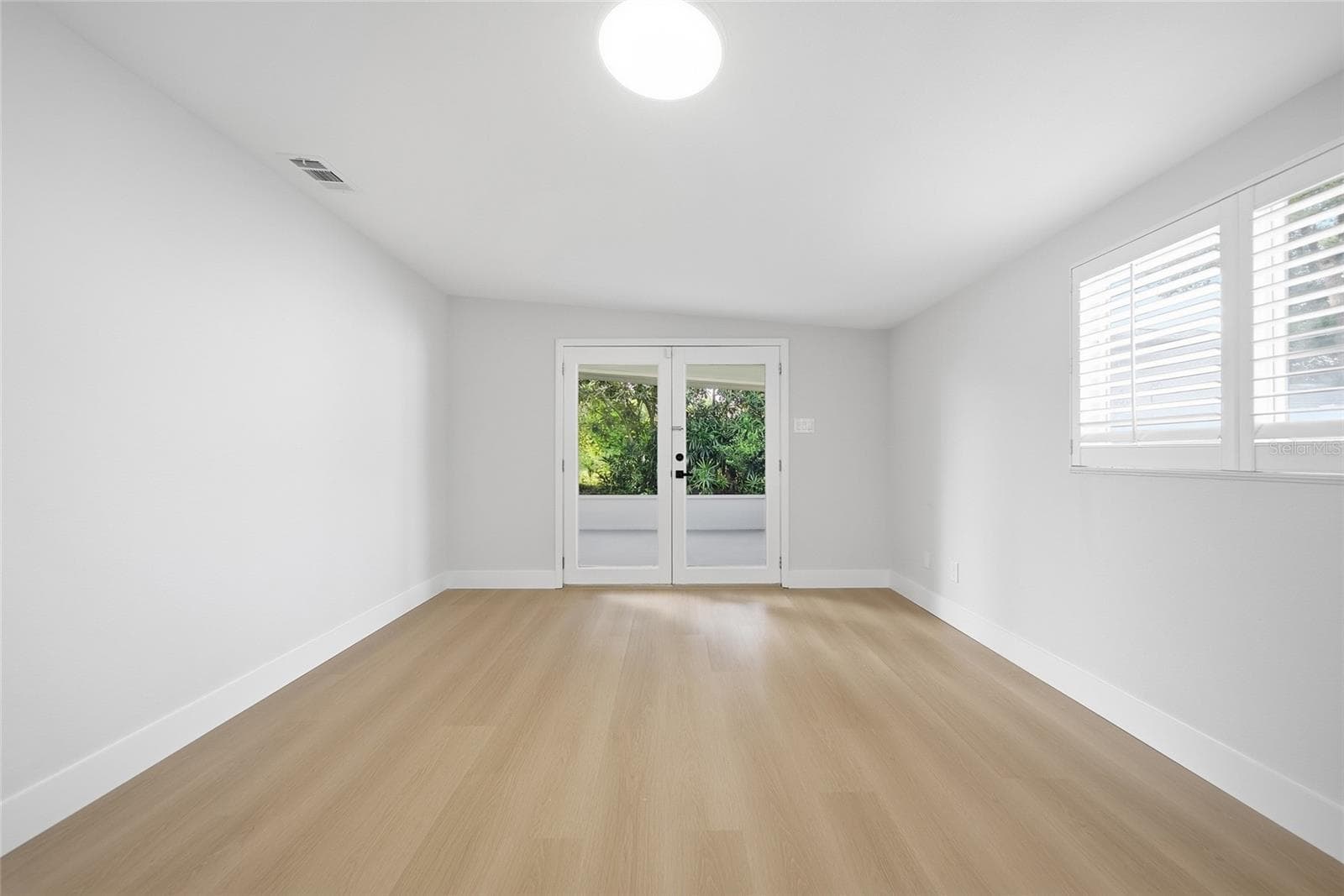 Single Family Residence at 5401 E 98TH AVE, TEMPLE TERRACE, photo 9 of 36