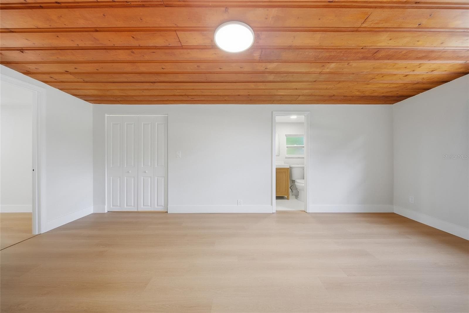 Single Family Residence at 5401 E 98TH AVE, TEMPLE TERRACE, photo 18 of 36