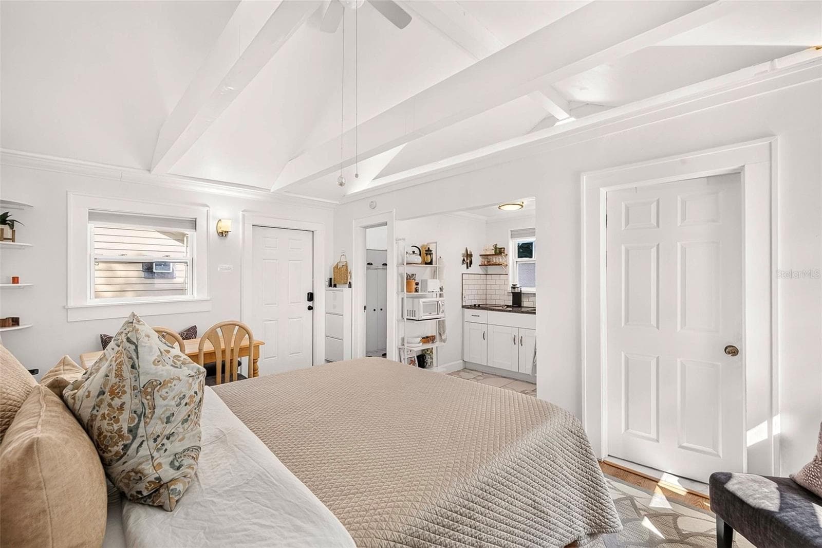 Furnished Cottage - 1136 22ND AVE N, ST PETERSBURG