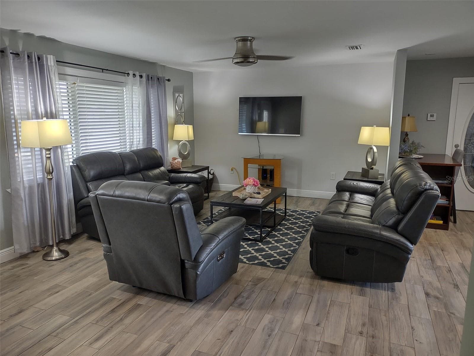 Single Family Residence at 227 WOODLAND AVE, COCOA BEACH, photo 10 of 31