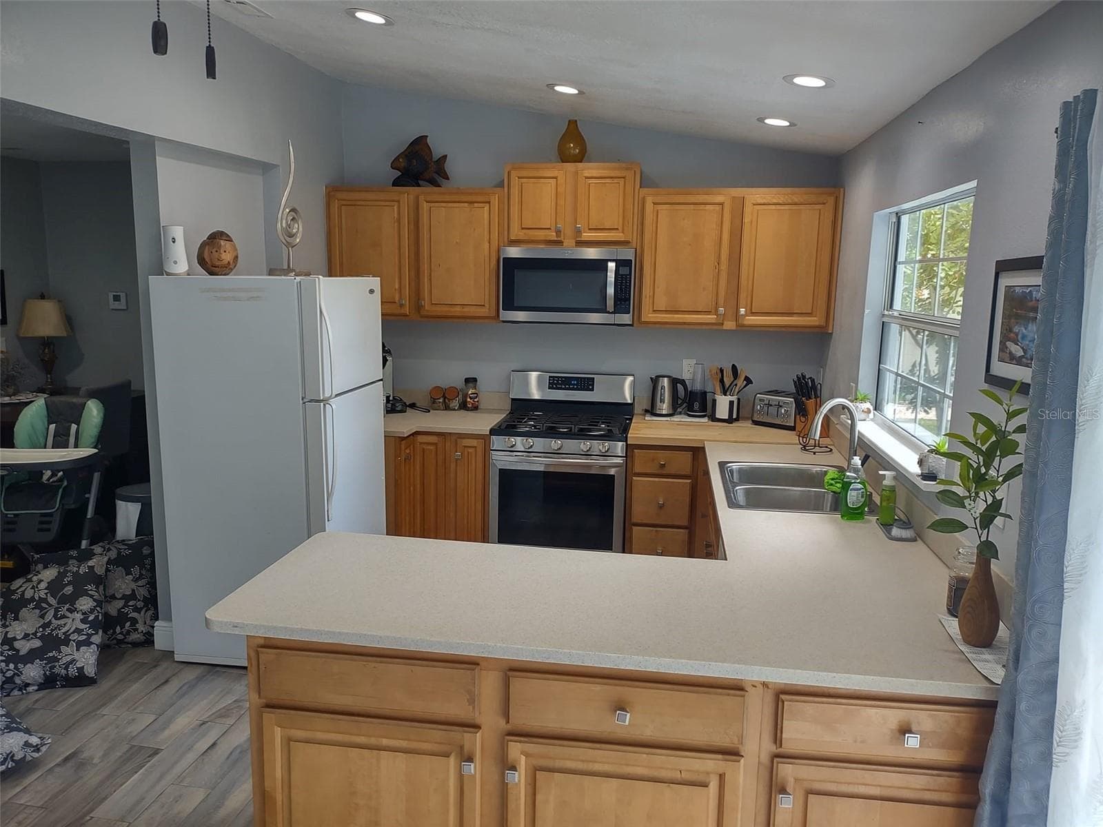 Single Family Residence at 227 WOODLAND AVE, COCOA BEACH, photo 17 of 31