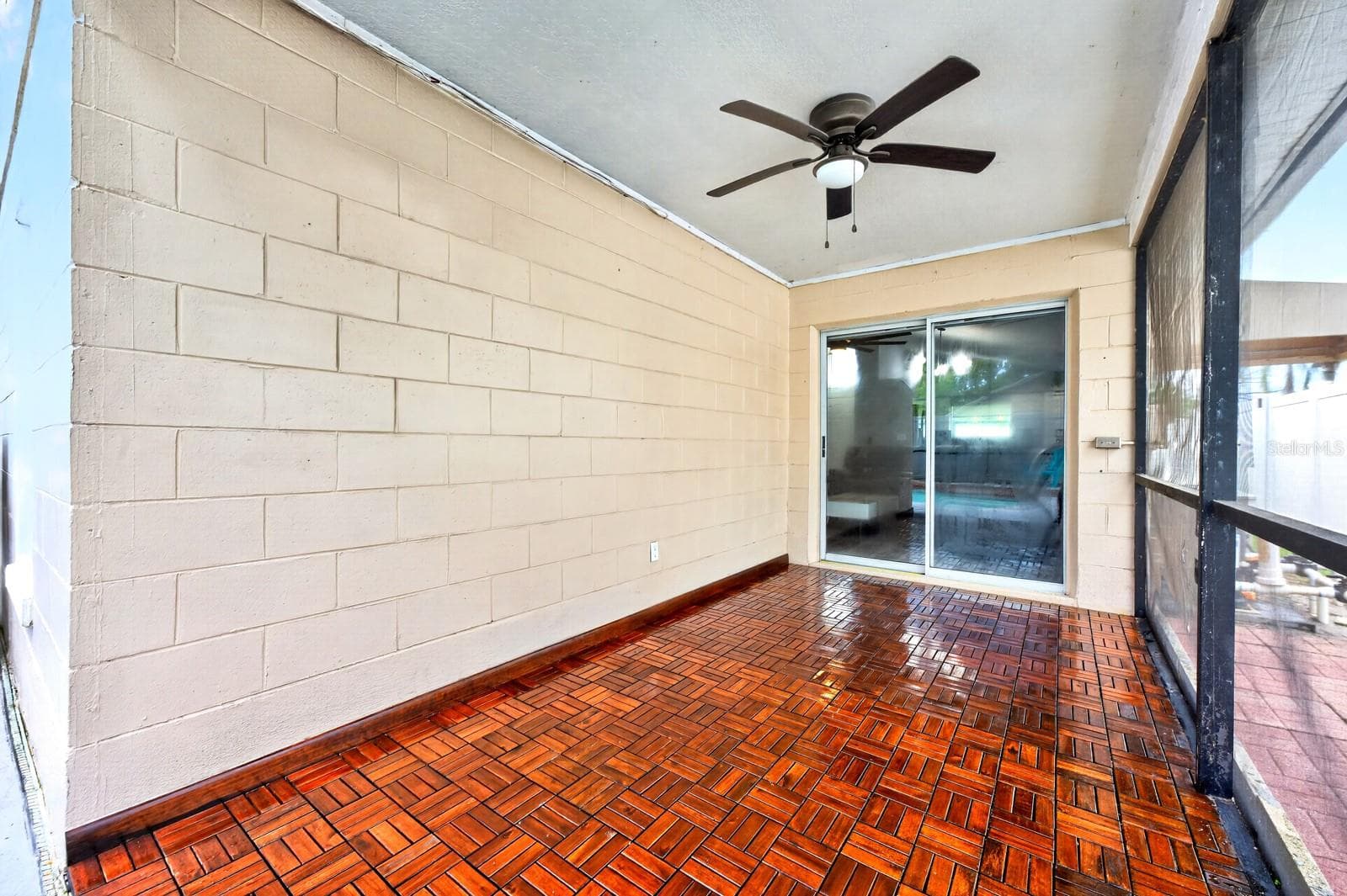 Covered Lanai. - 9905 DEAN ACRE DR, ORLANDO