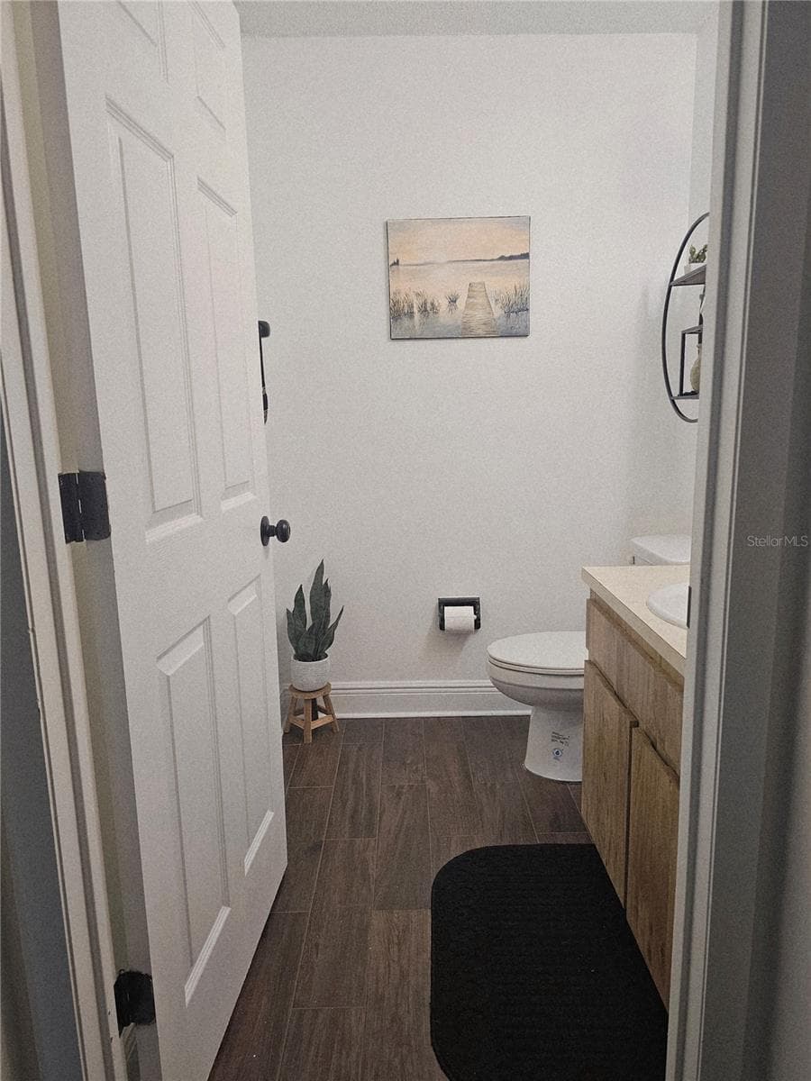 half bath - 401 CHANCELLOR CT, ST CLOUD