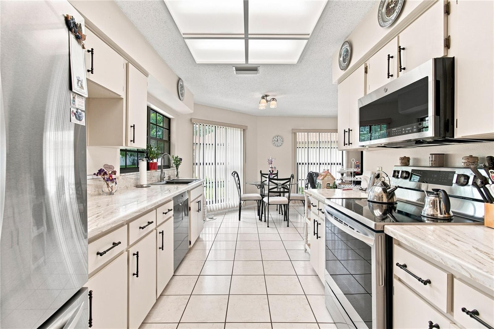 Villa at 6706 OAK CLUSTER CIR, SPRING HILL, photo 14 of 78