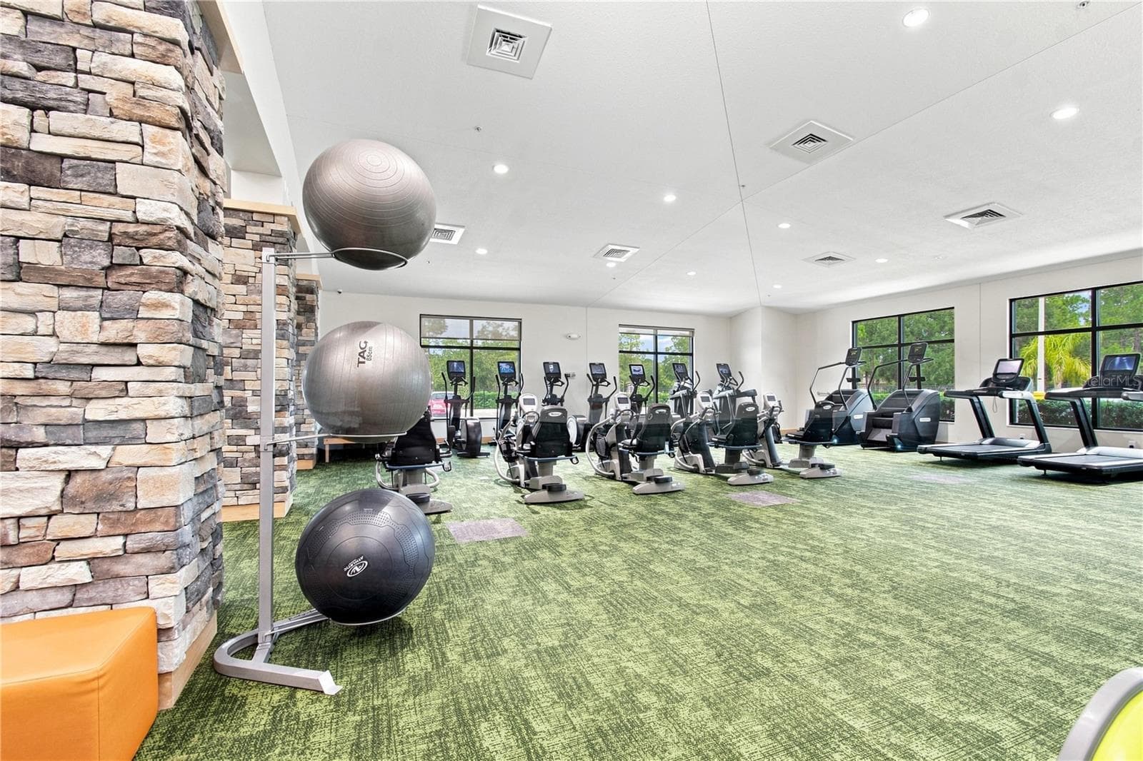 Villa at 6706 OAK CLUSTER CIR, SPRING HILL, photo 63 of 78