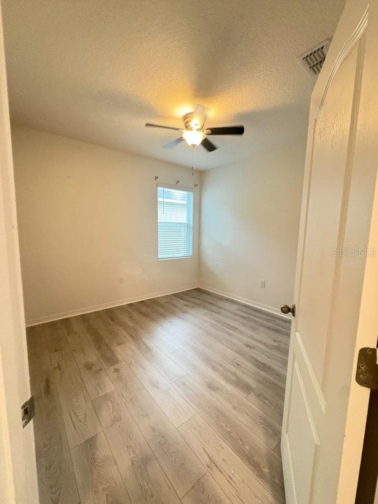 Single Family Residence at 329 WINGED ELM DR, DEBARY, photo 4 of 41
