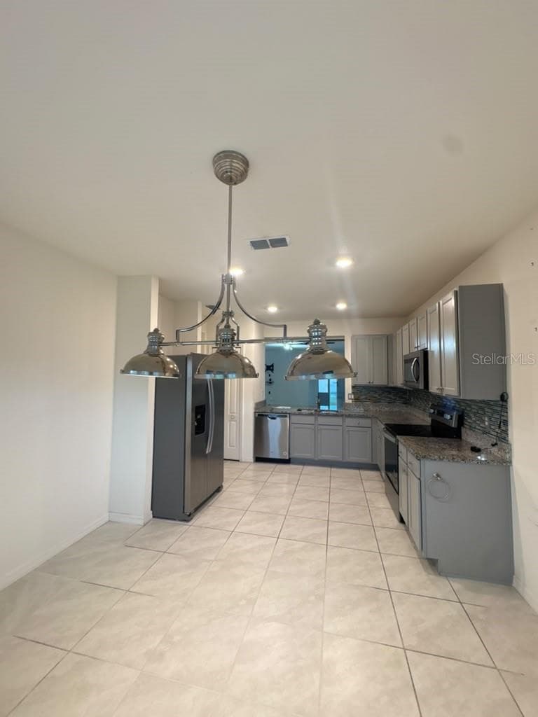 Single Family Residence at 329 WINGED ELM DR, DEBARY, photo 13 of 41