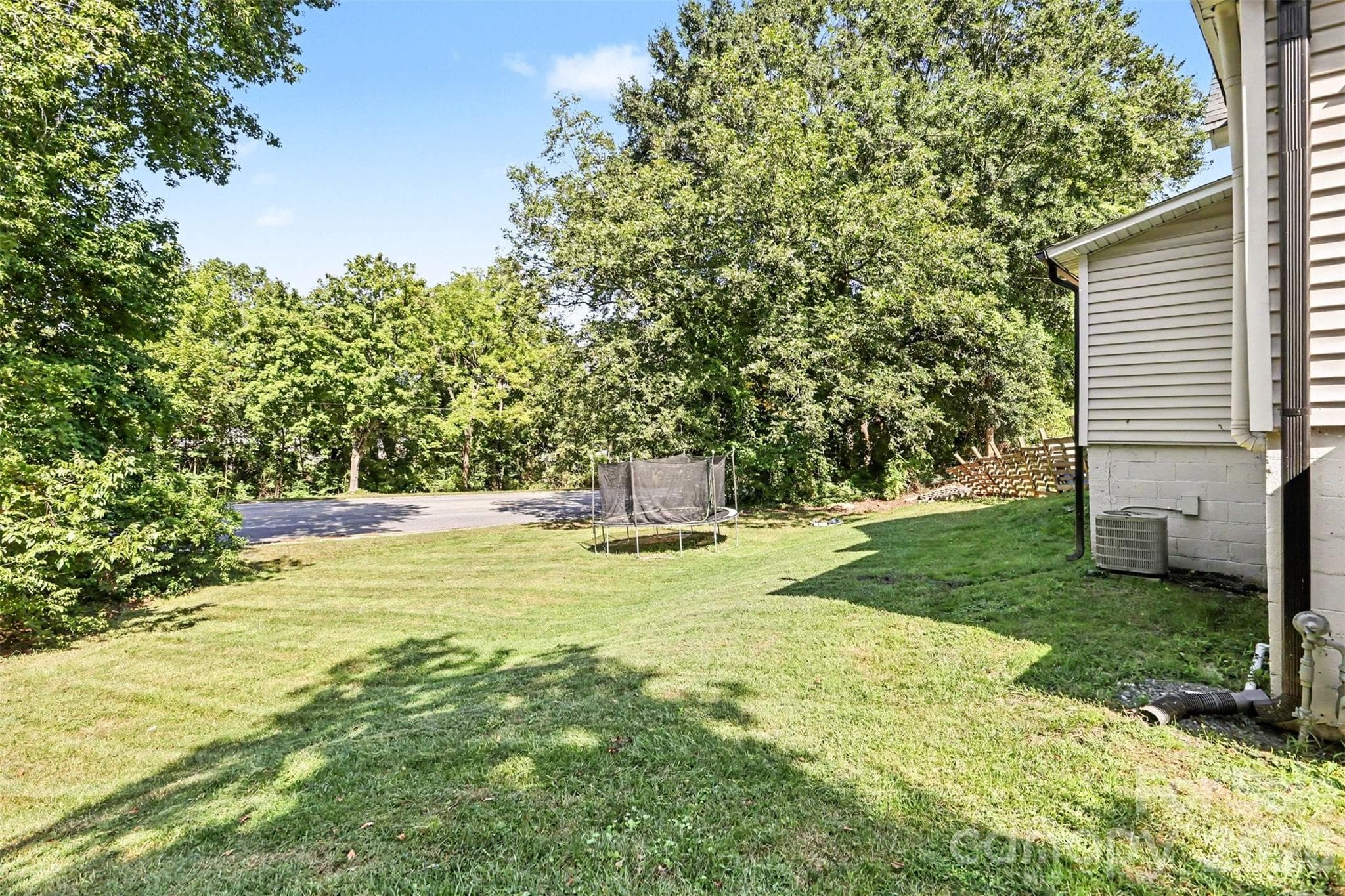 Single Family Residence at 1104 W 7th Avenue, Gastonia, photo 19 of 26