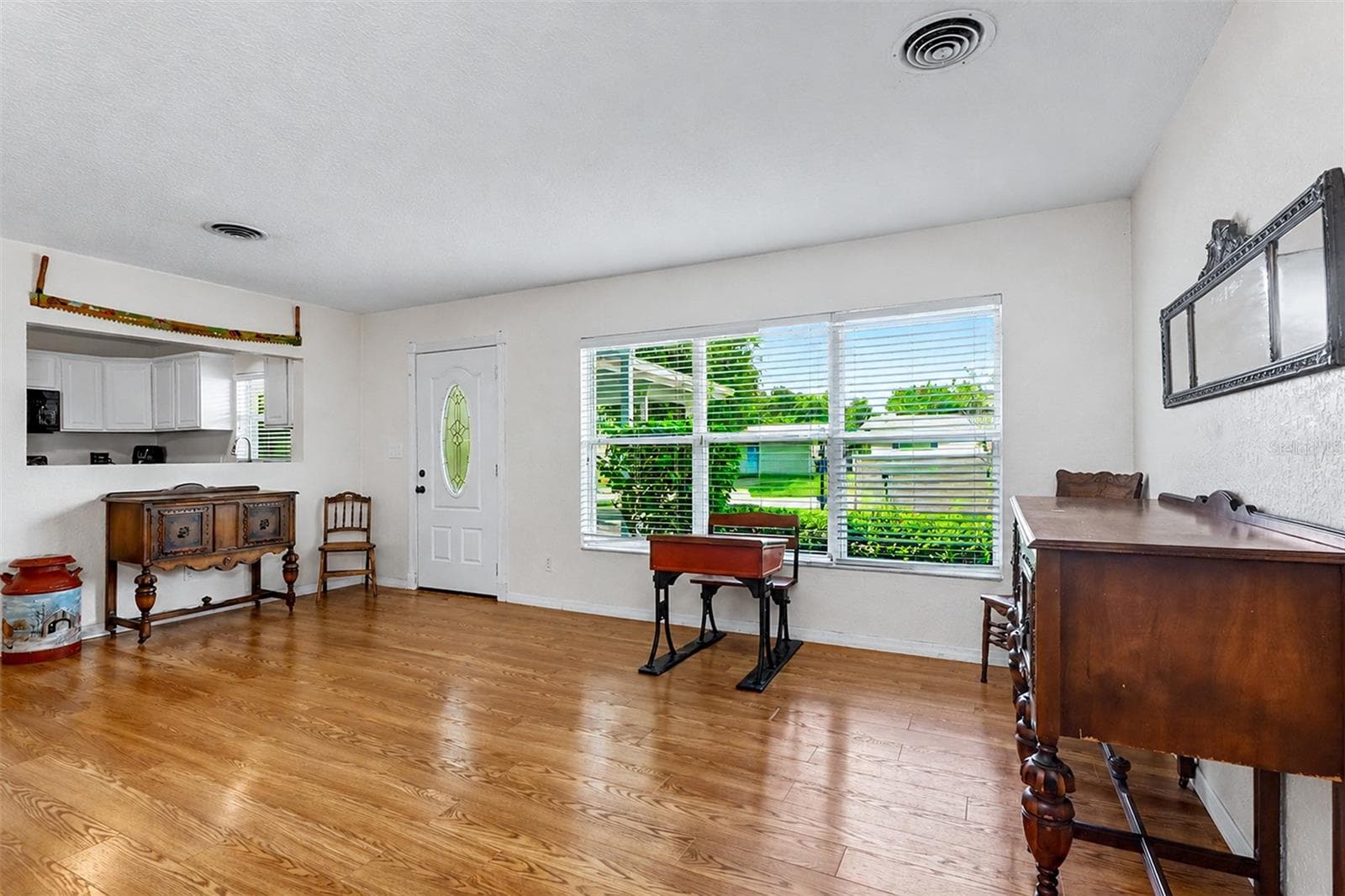 Single Family Residence at 11399 80TH AVE, SEMINOLE, photo 5 of 33