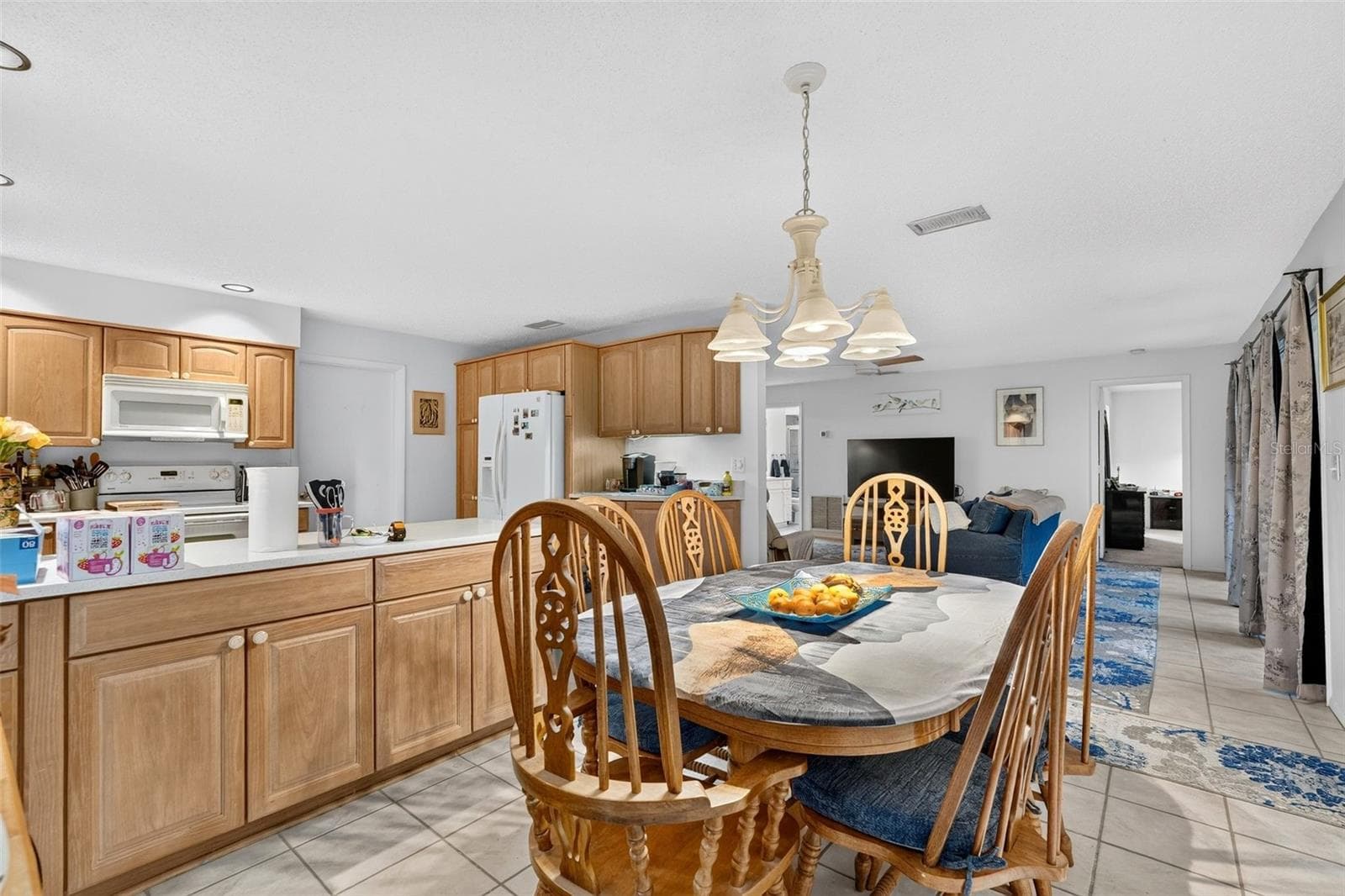 Condominium at 7283 ELEANOR CIR, SARASOTA, photo 8 of 47