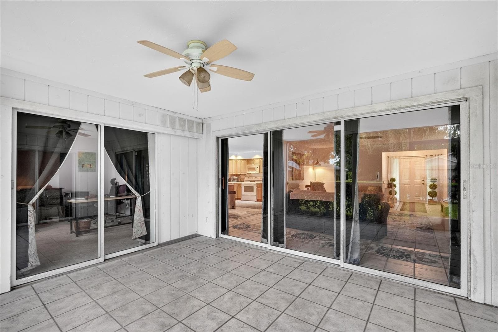 Condominium at 7283 ELEANOR CIR, SARASOTA, photo 33 of 47
