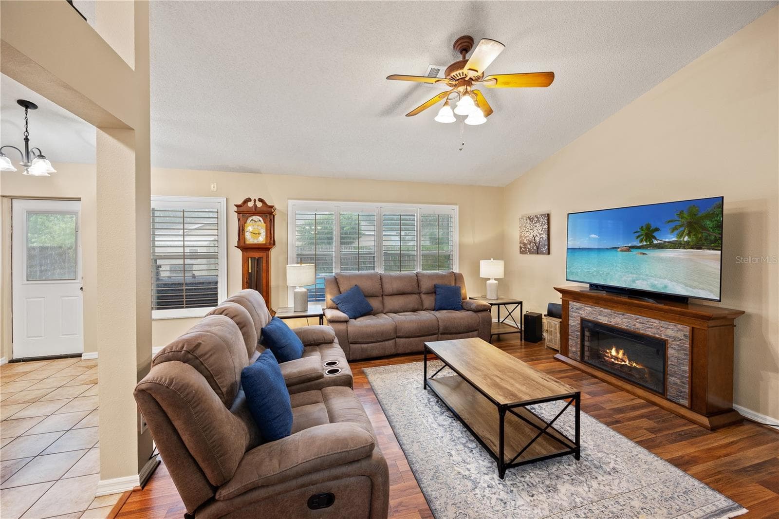 Single Family Residence at 12167 WARWICK CIR, PARRISH, photo 9 of 43