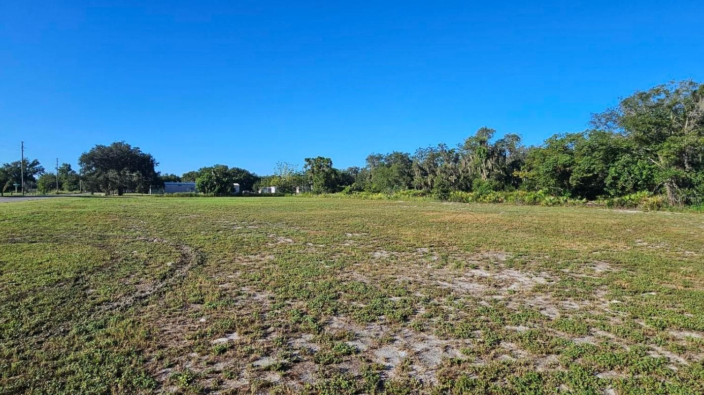 TBD WEST FROSTPROOF RD #LOT 11 & 12
