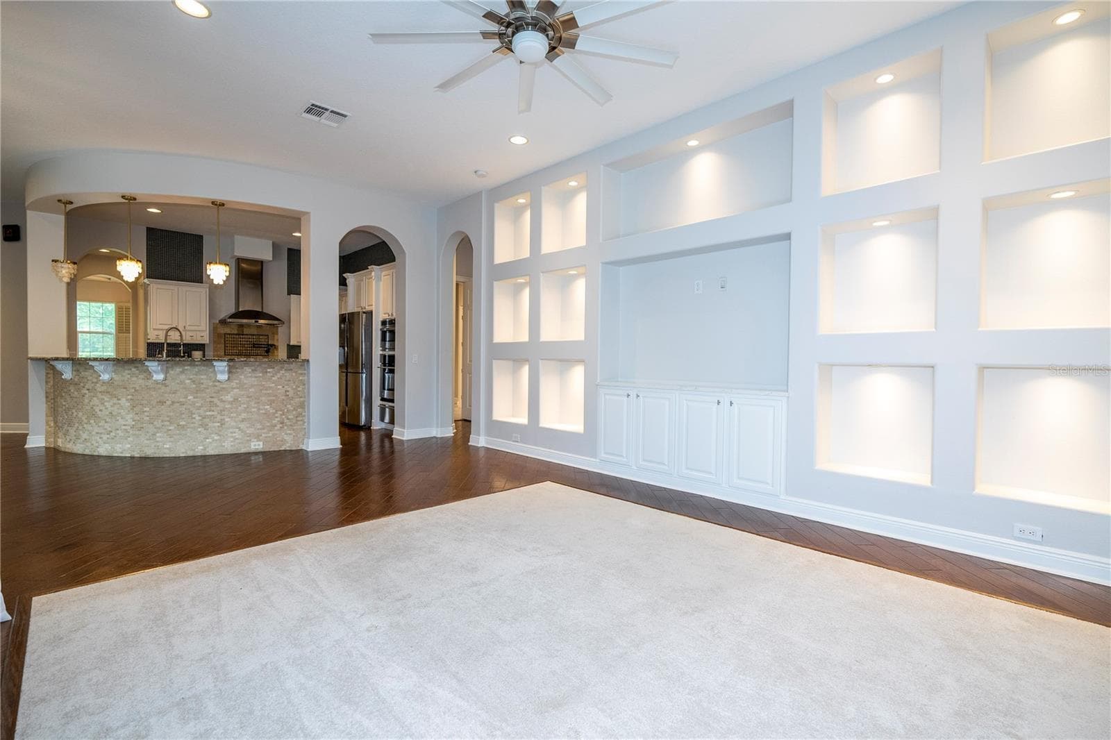 Single Family Residence at 1720 LAKE ROBERTS LANDING DR, WINTER GARDEN, photo 48 of 90