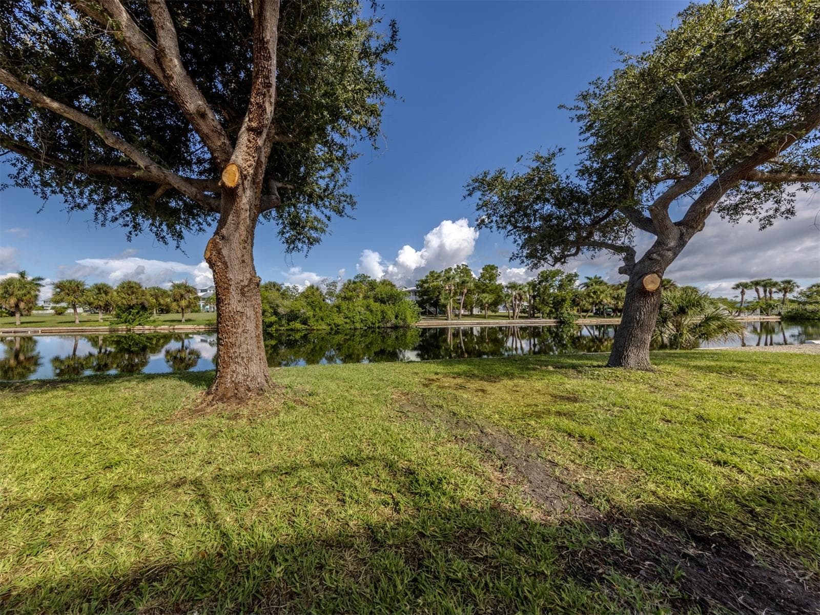 Single Family Residence at 13075 VIA CASSIA, PLACIDA, photo 33 of 47