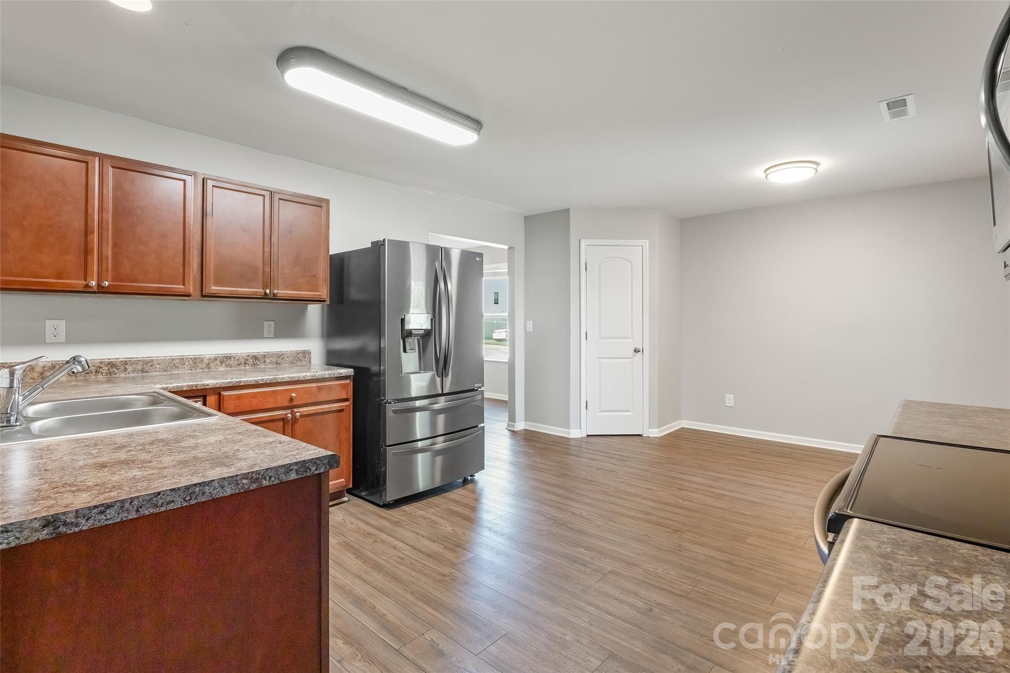Single Family Residence at 5045 Ashley Place Drive, Bessemer City, photo 14 of 48