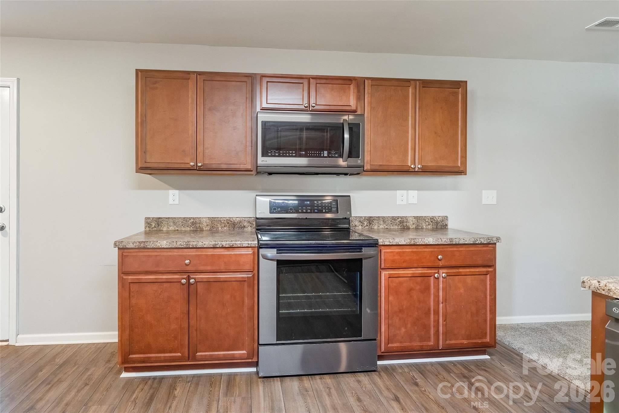 Single Family Residence at 5045 Ashley Place Drive, Bessemer City, photo 17 of 48