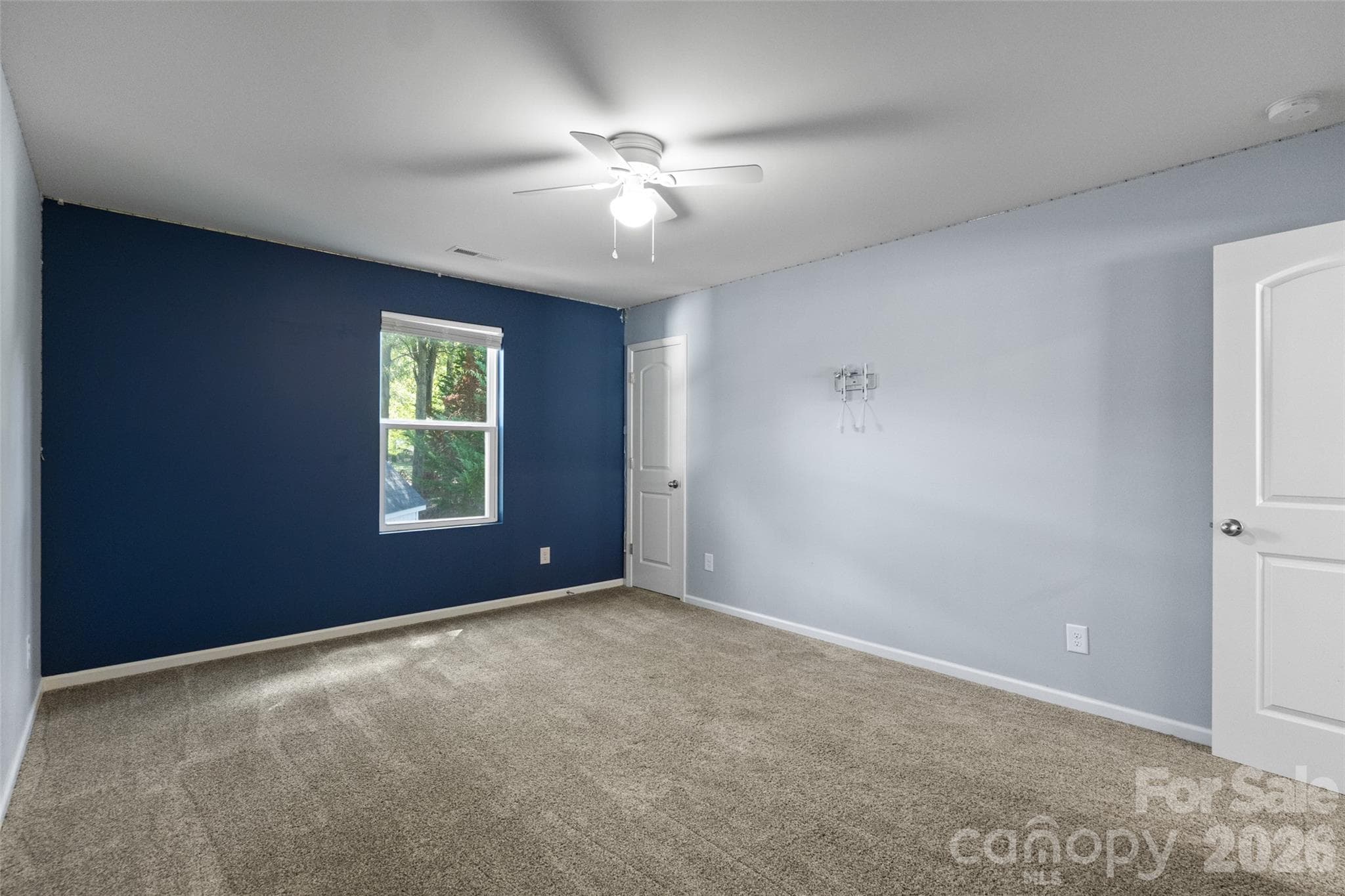 Single Family Residence at 5045 Ashley Place Drive, Bessemer City, photo 37 of 48
