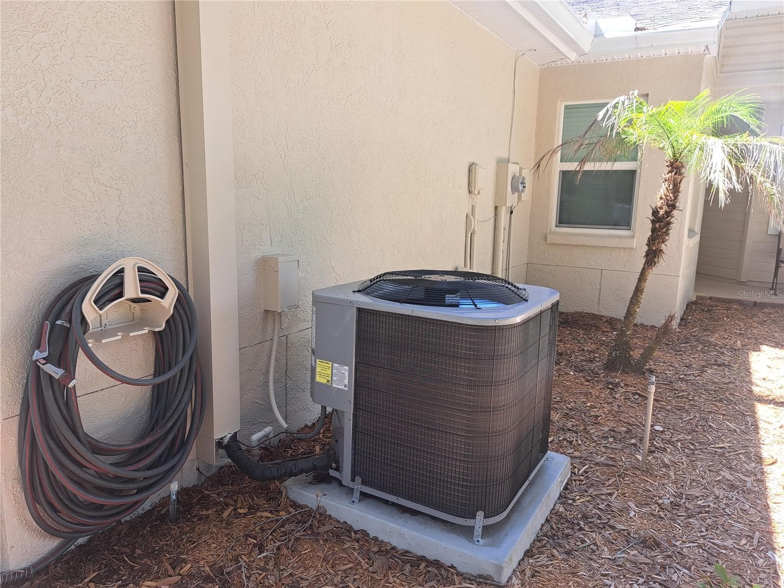 new A/C - 5316 LOCHMEAD TER, ZEPHYRHILLS